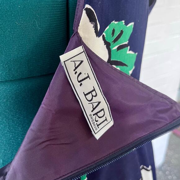 Vintage 80s does 50s AJ Bari floral fit & flare dress - Picture 3 of 5